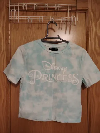 Camiseta Kiabi gris con estampado GRATEFUL