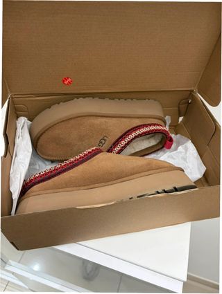 UGG Talla 40 Marrón