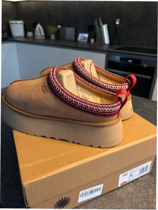 UGG Talla 37 Marrón