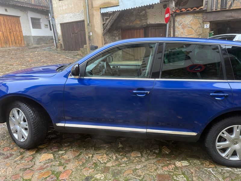Volkswagen Touareg 2005 - foto 1