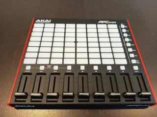 Akai APC mini MK2 (NUEVO)