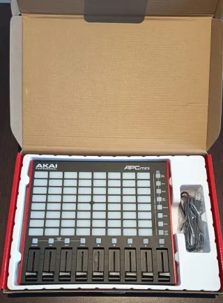 Akai APC mini MK2 (NUEVO)