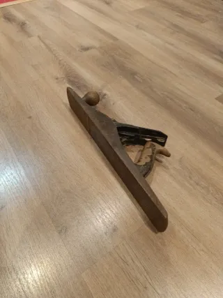 Cepillo carpintero antiguo URKO