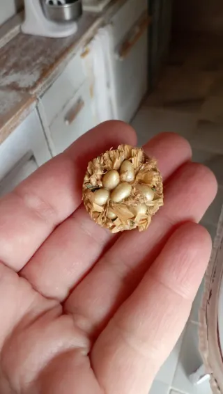 Cesto uova miniatura 1:12 paglia