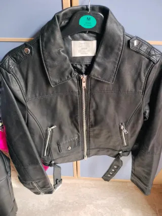 Chaqueta de cuero negra