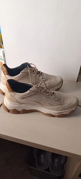 Zapatos Beige