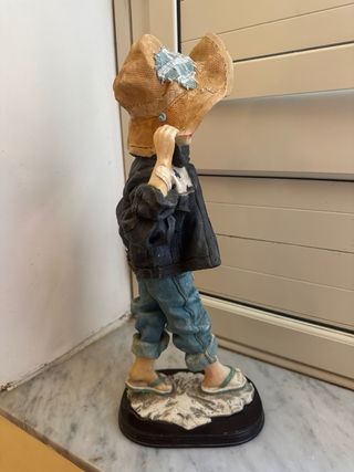Statuetta Ragazzo con cappello