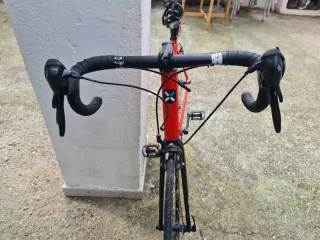 Bicicleta B-Twin Triban 500 Roja