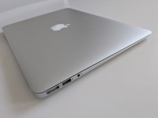 MacBook Air 13" i5 1.3GHz 4GB 128GB SSD