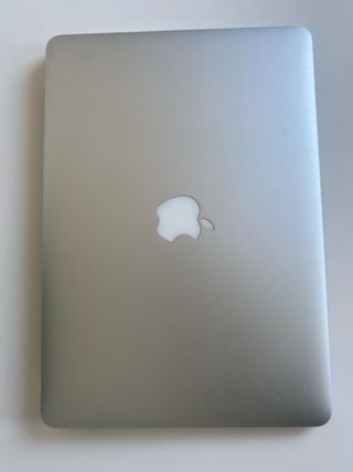 MacBook Air 13" i5 1.3GHz 4GB 128GB SSD