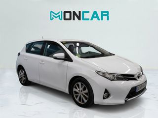 Toyota Auris 2013