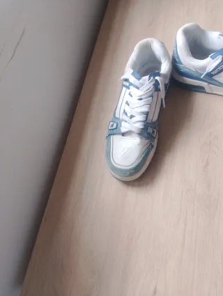 Zapatillas Louis Vuitton Azules Usadas