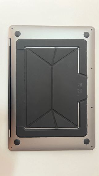 MacBook Pro 13” M1 (2020) – Perfetto – 8GB/256G