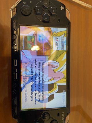 PSP Sony Negra con funda +128gb con muchos juegos.