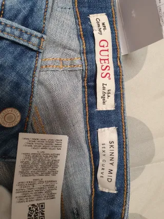 Pantalón pitillo Guess azul talla Talla 25/29