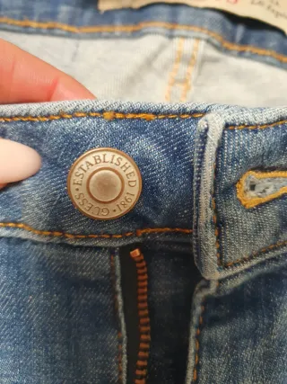 Pantalón pitillo Guess azul talla Talla 25/29