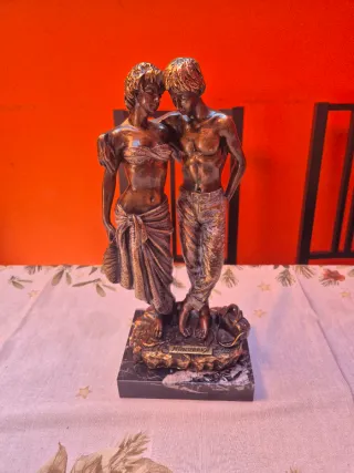 Figura de pareja Enamorados