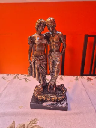 Figura de pareja Enamorados