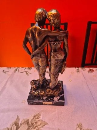 Figura de pareja Enamorados