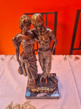 Figura de pareja Enamorados