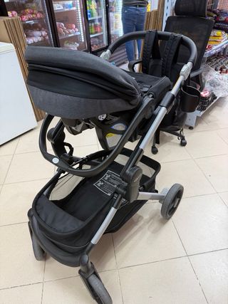Carro de bebé Graco con silla de coche