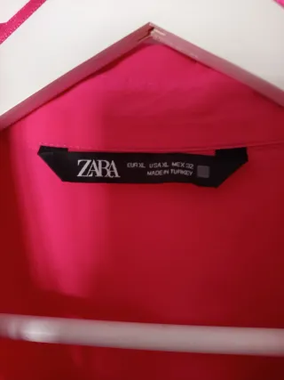 Camisa fucsia Zara