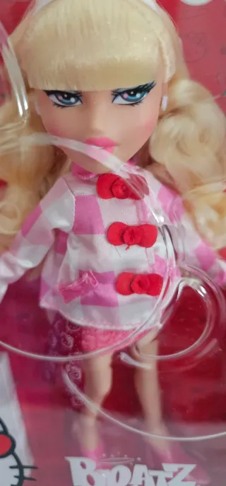 Bratz Hello Kitty Clóe Muñeca