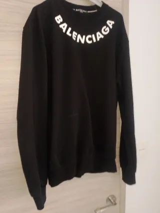 Sudadera Balenciaga Negra Logo Desgastado