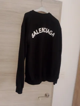 Sudadera Balenciaga Negra Logo Desgastado