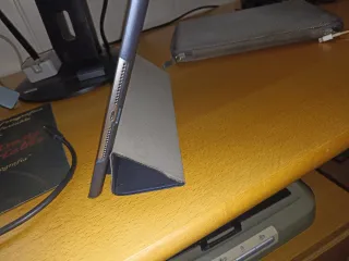 Apple iPad A1822 32GB Plata