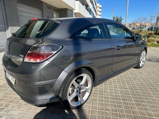 Opel Astra Gtc