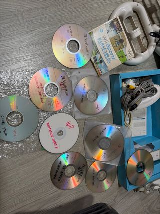 Nintendo Wii + Wii Fit + Giochi