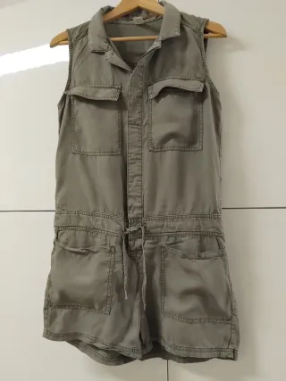 Mono corto H&M verde militar Talla S