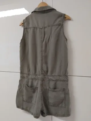 Mono corto H&M verde militar Talla S