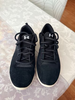 Zapatillas Under Armour Negras