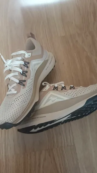 Zapatillas Nike Trail NUEVAS!