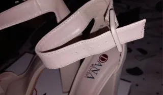 Zapatos de tacón Dana beige