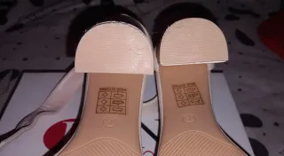 Zapatos de tacón Dana beige