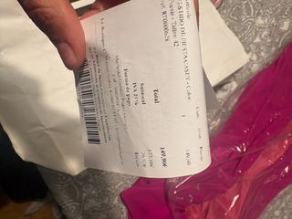 Vestido largo fucsia con abertura