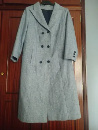 Casaco de costureira cinza, branco e preto