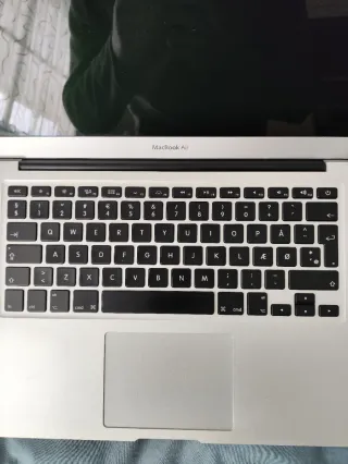 Apple MacBook Air 2017 8GB/128GB A1466 - PARTI