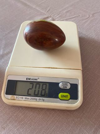 Uovo decorativo in pietra