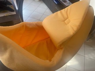 Piccola cuccia a forma di banana