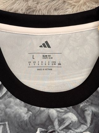 Camiseta Juventus 25/26 Pre-Match Adidas Talla L