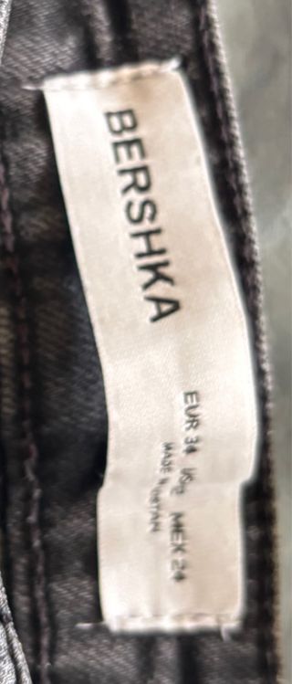 Pantalón vaquero negro chica