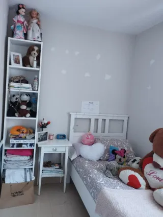 Cama 90x2l Hemnes Ikea con colchón y nórdico