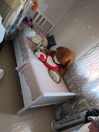 Cama 90x2l Hemnes Ikea con colchón y nórdico