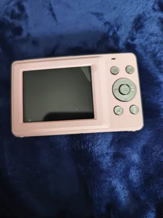 Due fotocamere digitali rosa in vendita