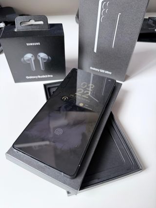 Samsung S25 Ultra 512GB + Buds3 Pro + Funda