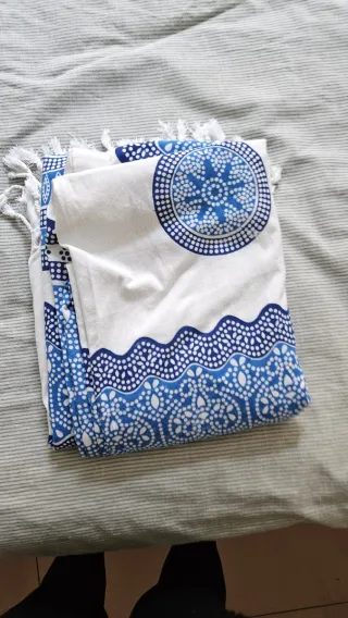 Pareo blanco y azul nuevo